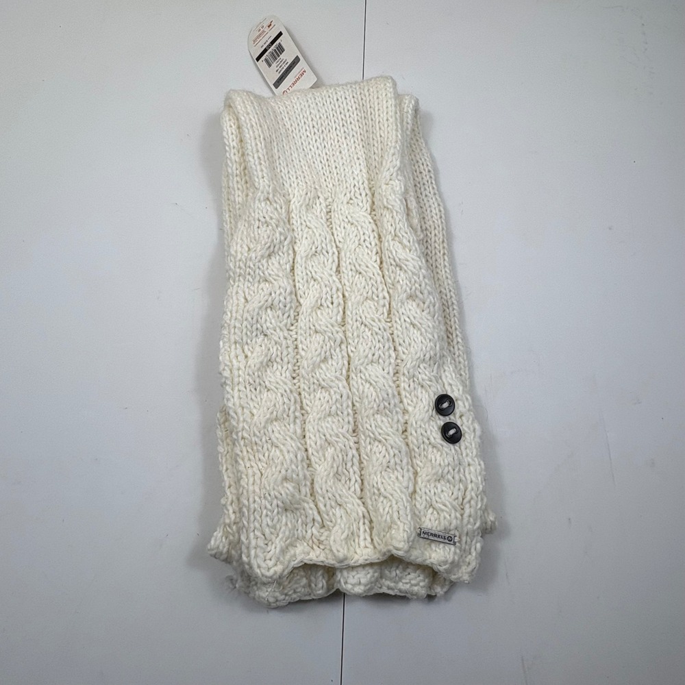 Merrell Mila Undyed Ecru Cable Knit Scarf Button Detail‎ OS NWT